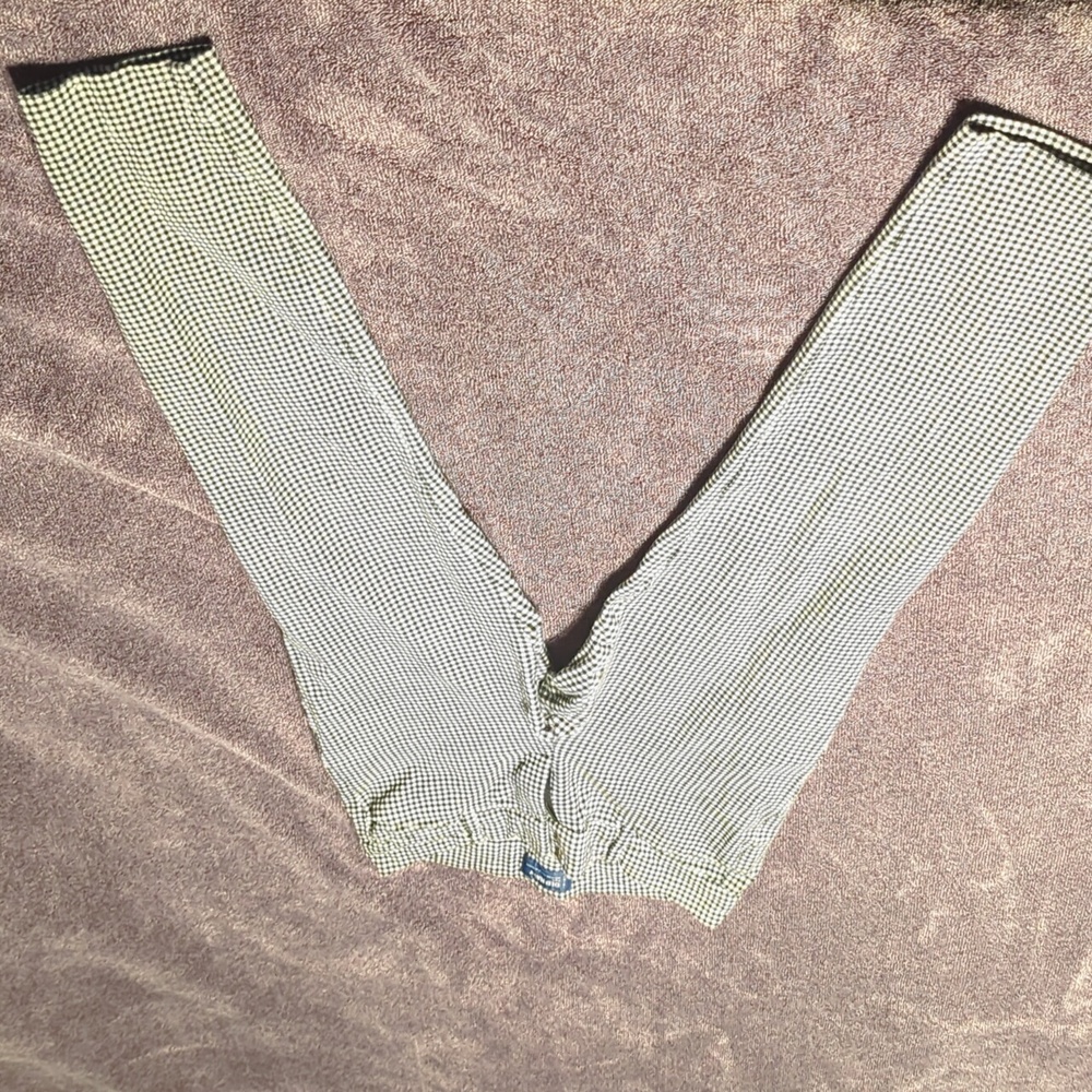 Mid-rise ankle length trousers